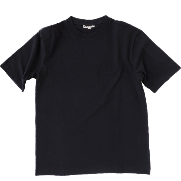 Featuring a slightly longer length to prevent belly exposure and sleeves that allow for full range of motion, this high-performance tee made with 40% Cordura and 60% organic cotton is a game-changer.